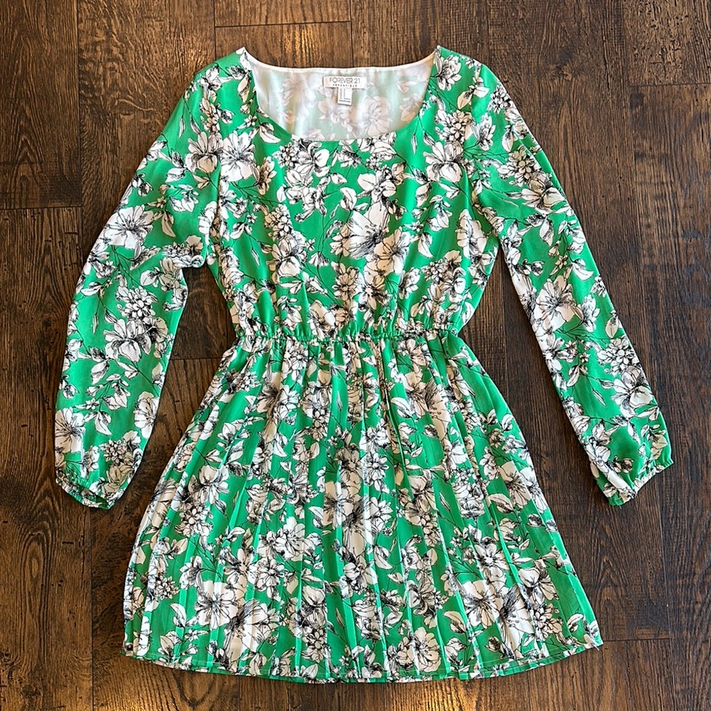 Forever 21 Floral Green Dress